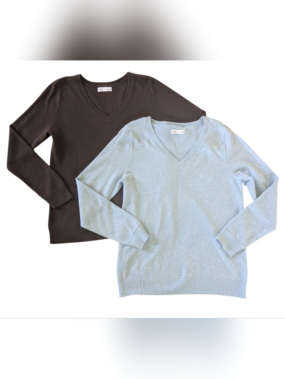 Croft & Barrow Women's V-Neck Sweaters Size M Chocolate Brown & Light Blue 2pc